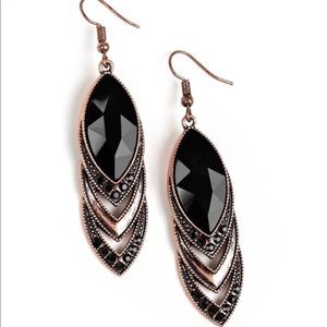 Fall Fashion 🍂Black Stone & Copper Earrings